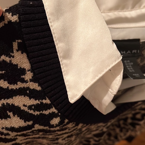 TAHARI Cheetah Print Button Up/Sweater Blouse - Picture 4 of 9